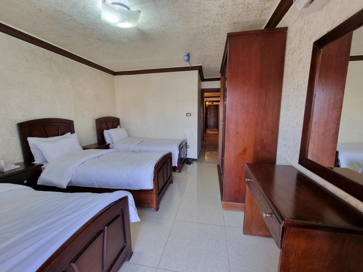 Nahas Plaza Apart otel Irbid Dış mekan fotoğraf