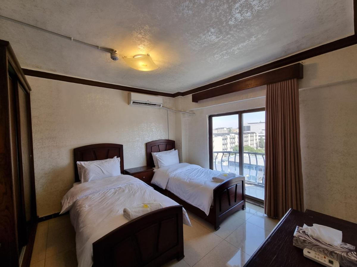 Nahas Plaza Apart otel Irbid Dış mekan fotoğraf