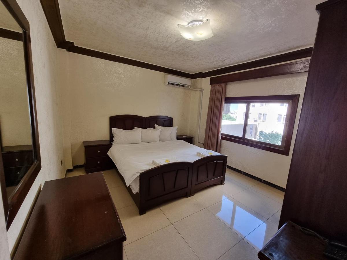Nahas Plaza Apart otel Irbid Dış mekan fotoğraf