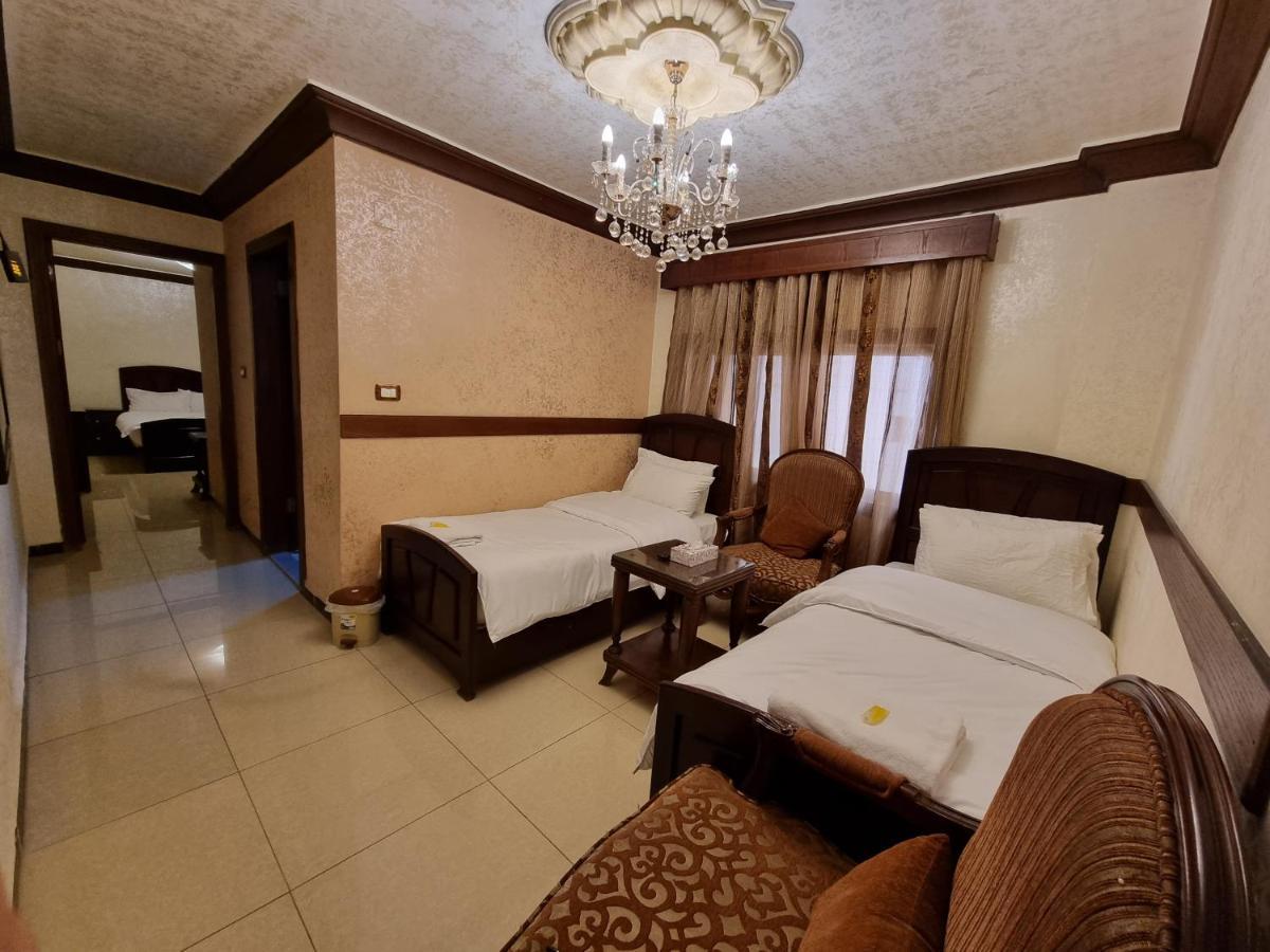 Nahas Plaza Apart otel Irbid Dış mekan fotoğraf