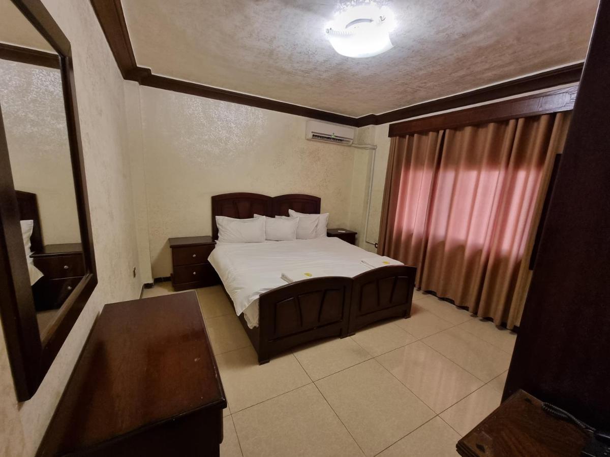 Nahas Plaza Apart otel Irbid Dış mekan fotoğraf