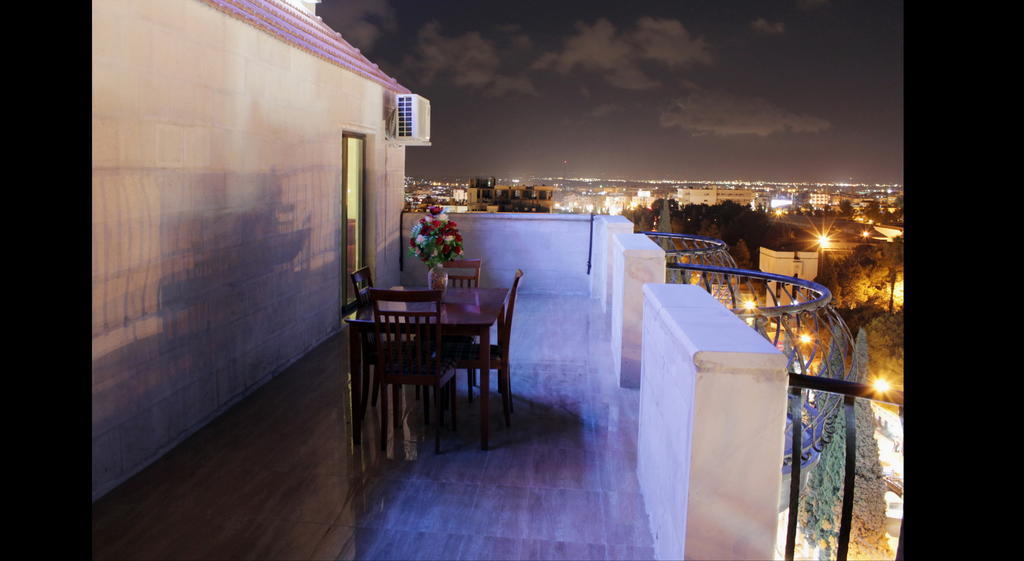Nahas Plaza Apart otel Irbid Dış mekan fotoğraf