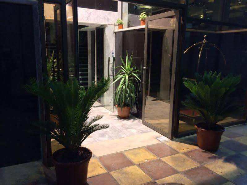 Nahas Plaza Apart otel Irbid Dış mekan fotoğraf